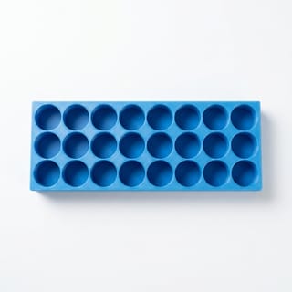 Organizér na vialky 25 mm - 3×8, 24 pozic – pohled shora na rozložení pozic 3D tištěného organizéru.