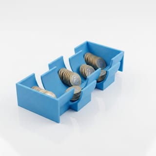Zásobník na Euro Mince - 1 € – modrý 3D tištěný produkt naplněný obsahem.